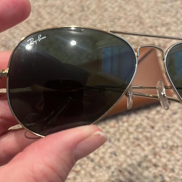 Ray-Ban RB 3025 Aviator Large Gold Metal with Green Lenses - Picture 7 of 7